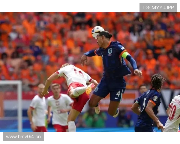 范戴克谈社媒批评对新生代影响 范戴克谈社媒批评对新生代影响